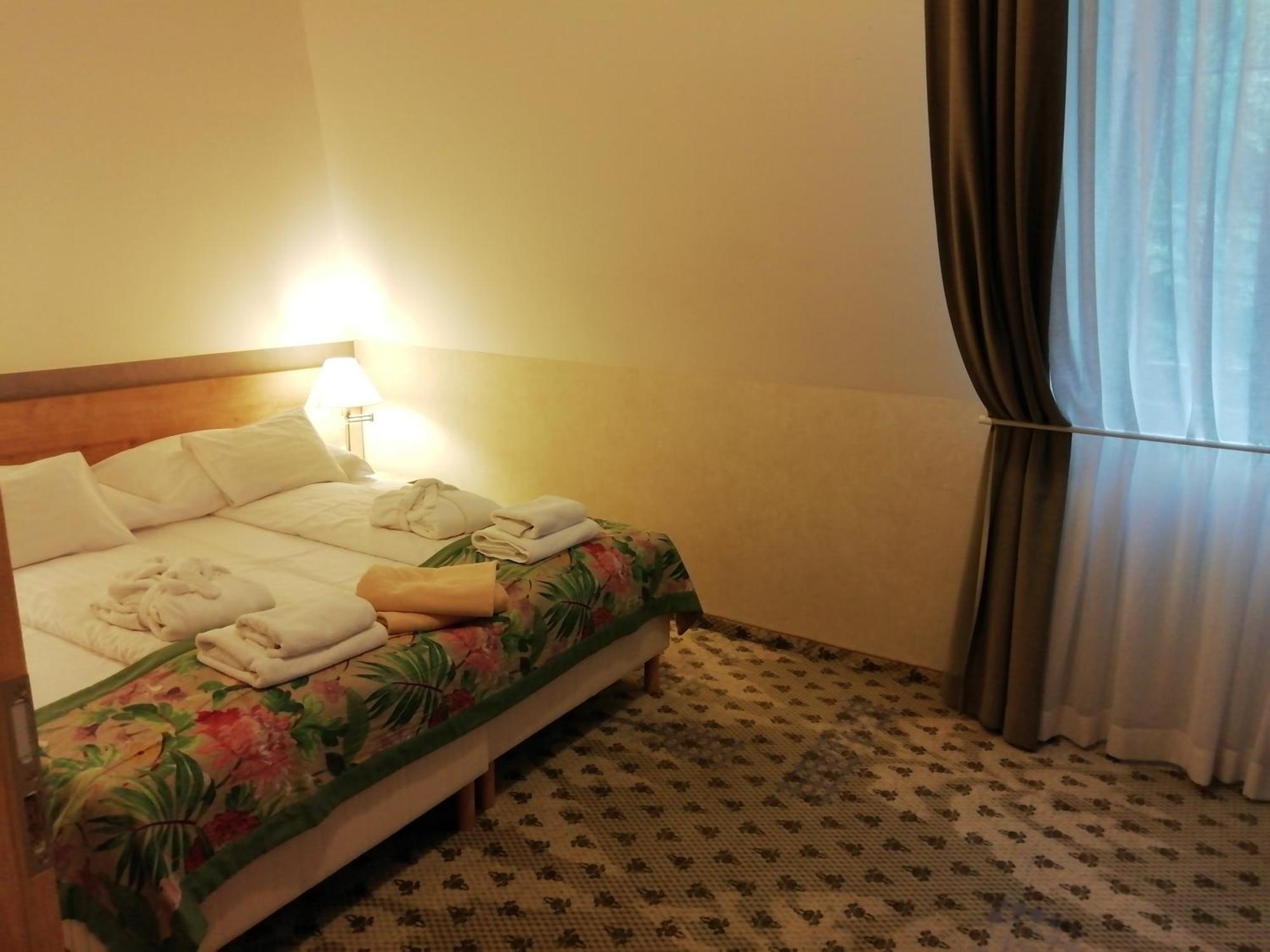 Batthyany Kuria Otel Zalacsány Dış mekan fotoğraf