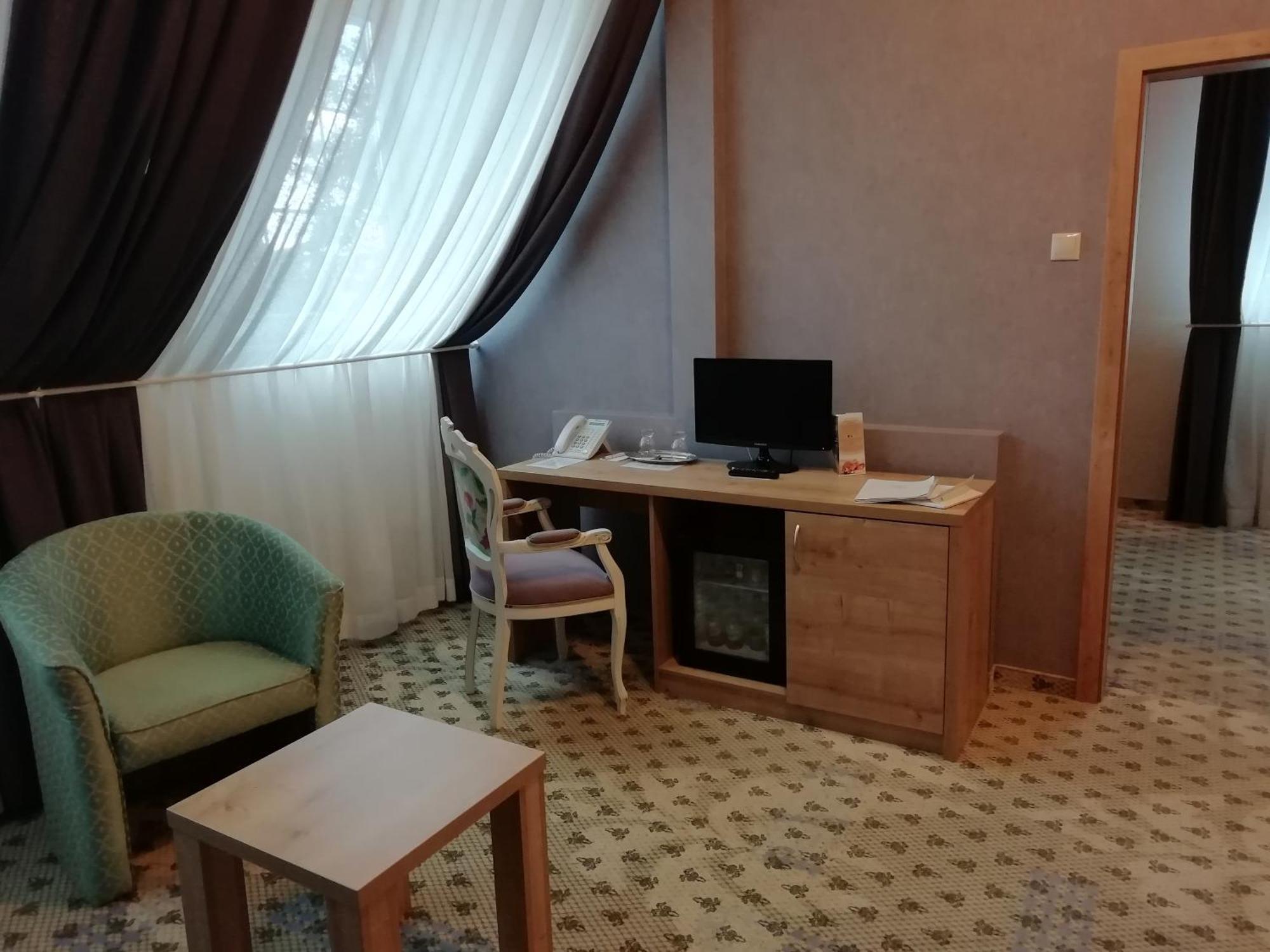 Batthyany Kuria Otel Zalacsány Dış mekan fotoğraf