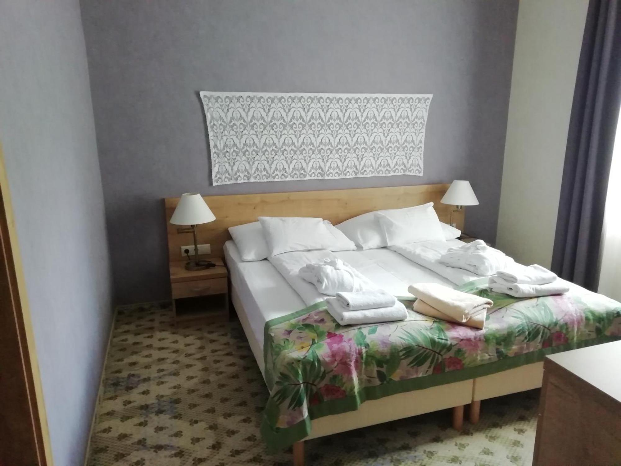 Batthyany Kuria Otel Zalacsány Dış mekan fotoğraf