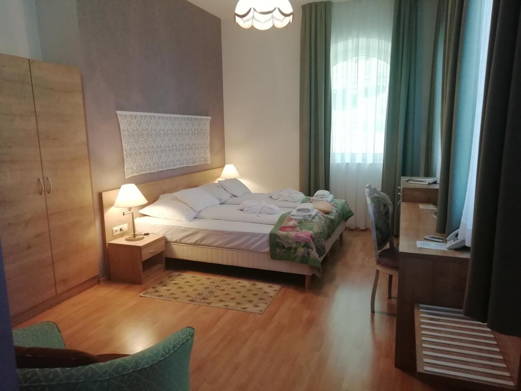 Batthyany Kuria Otel Zalacsány Dış mekan fotoğraf