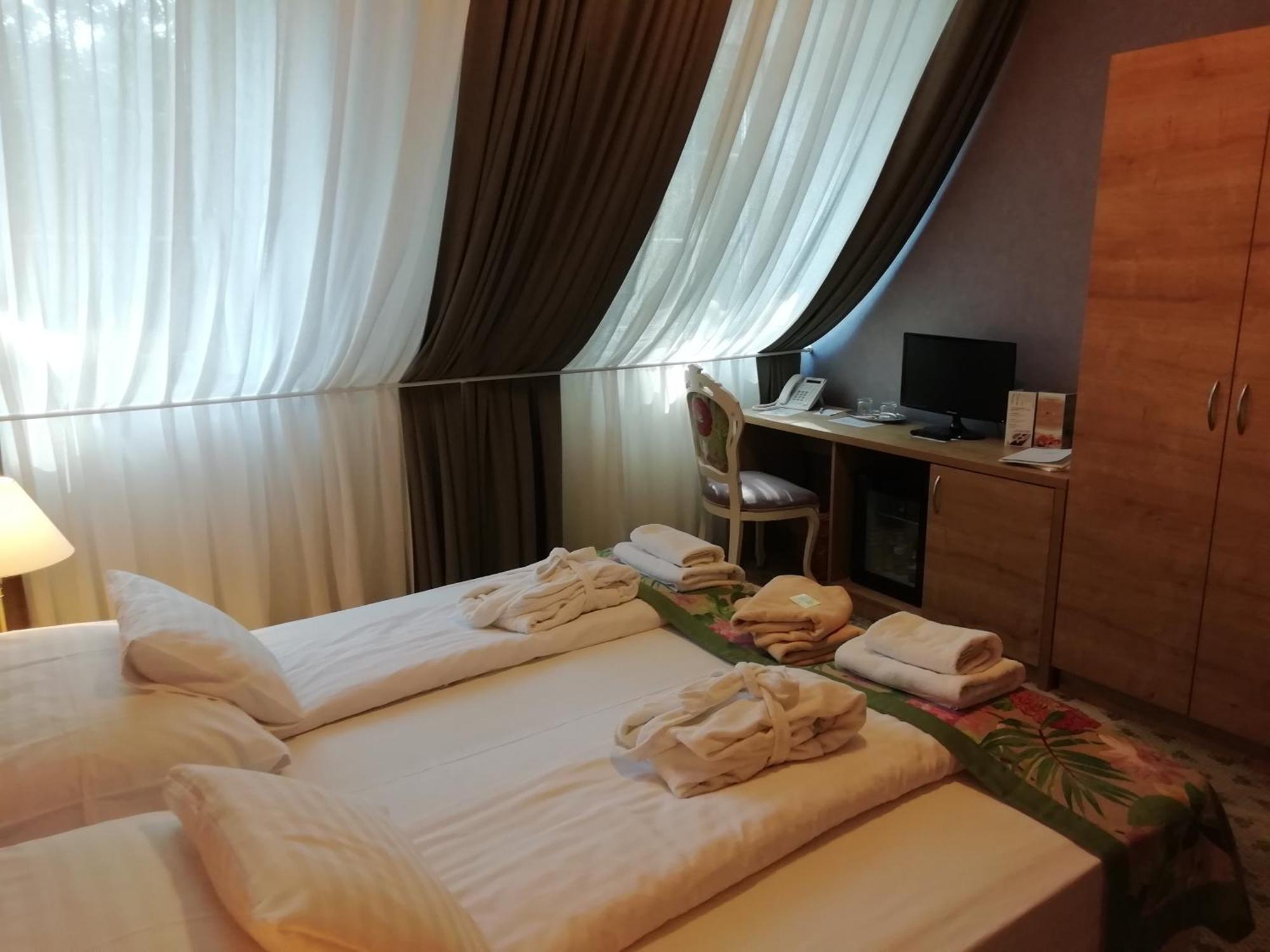 Batthyany Kuria Otel Zalacsány Dış mekan fotoğraf